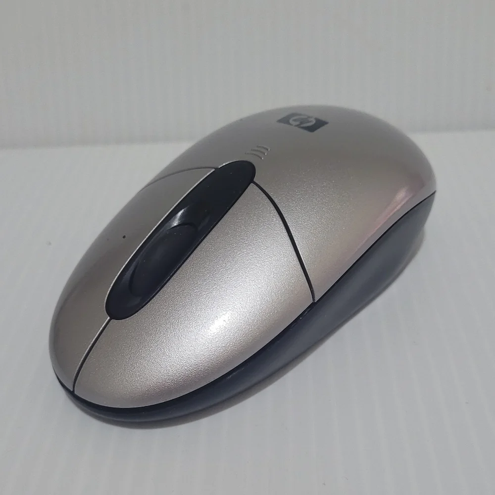 Vintage Cordless Optical Mouse HP  M-RAU95 No Receiver.